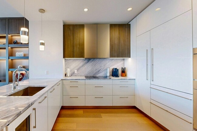 Building Photo - 240 Devonshire St