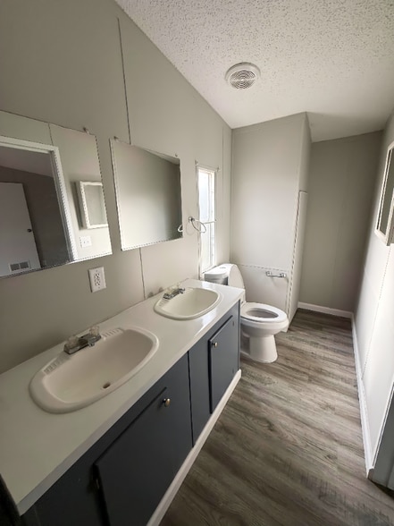 Building Photo - 4916 Brown Station Rd