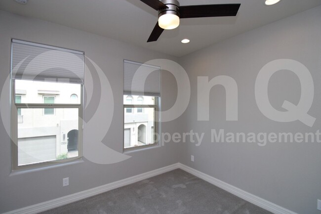 Building Photo - 7437 E Via De Luna Dr