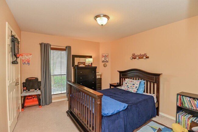 Building Photo - 4903 Lake Gladewater Ct