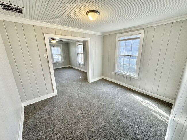 Building Photo - 3634 Pearson Rd