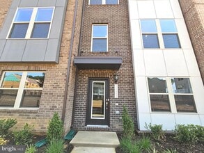 Building Photo - 3622 Agate Ln