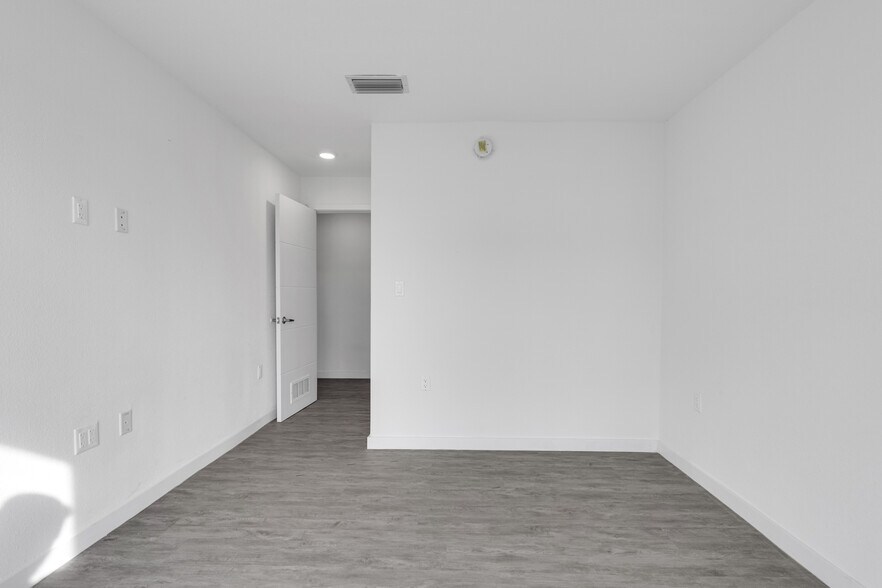 Building Photo - 25884 SW 139th Path