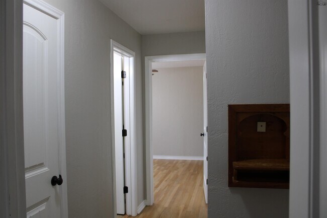 Building Photo - 4305 Randel Dr