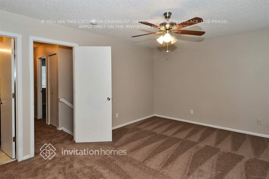 Building Photo - 3849 Primrose Ln
