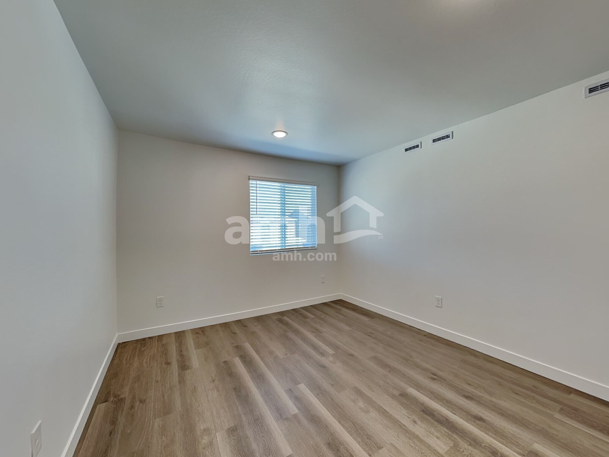 Building Photo - 12617 W Adair Dr