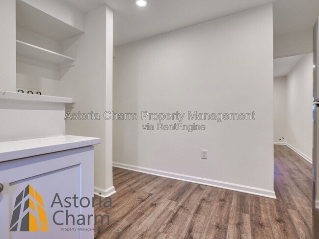 Building Photo - 203 Chestnut St