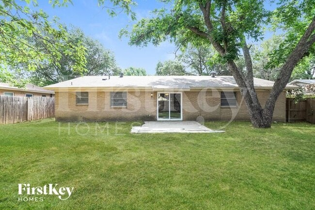 Building Photo - 1409 Harrison Ln