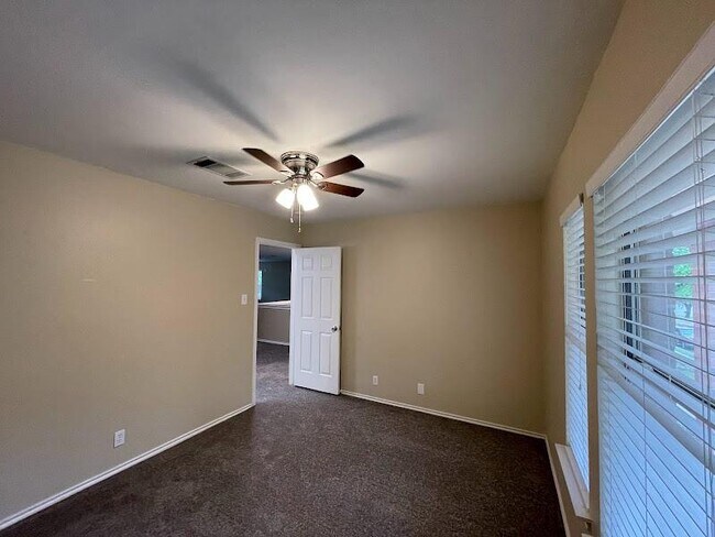 Building Photo - 1825 Red Rock Dr