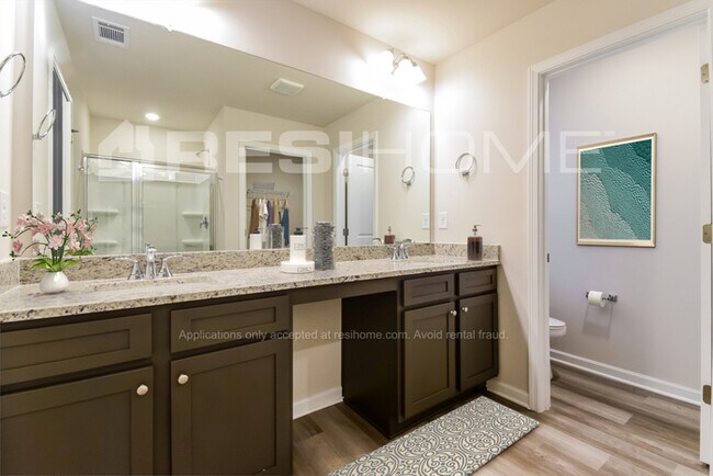 Building Photo - 12 Tilbury Pointe