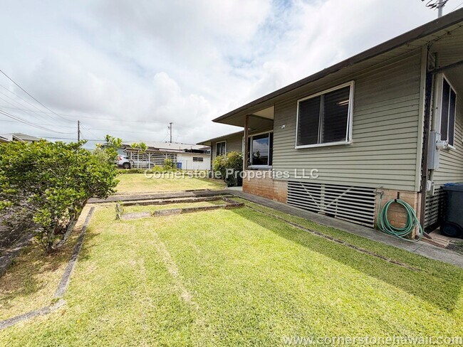 Building Photo - 45-583 Paleka Rd