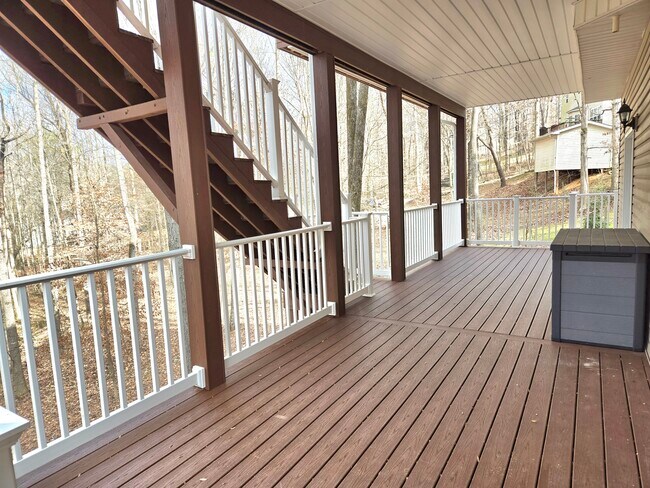 Building Photo - 12469 Daisywood Dr