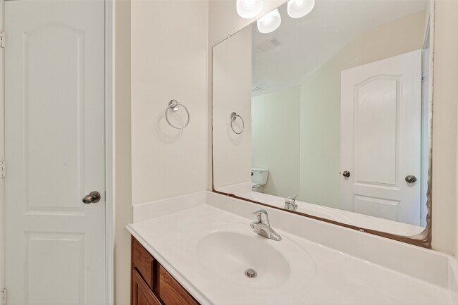 Building Photo - 3815 Pine Forest Green Blvd