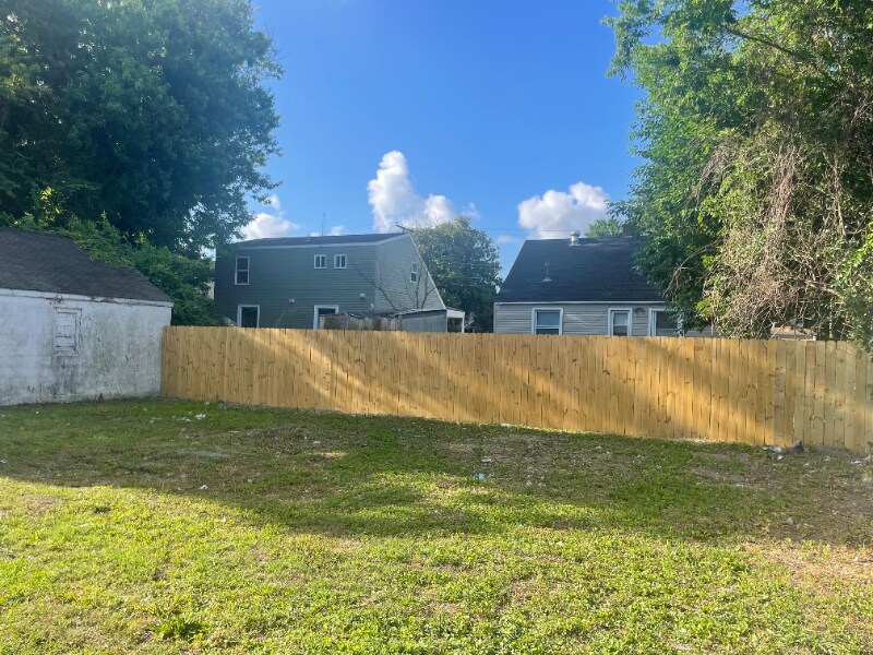 Building Photo - 3107 Scott St