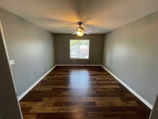 Building Photo - 3511 Cedar Glen Way