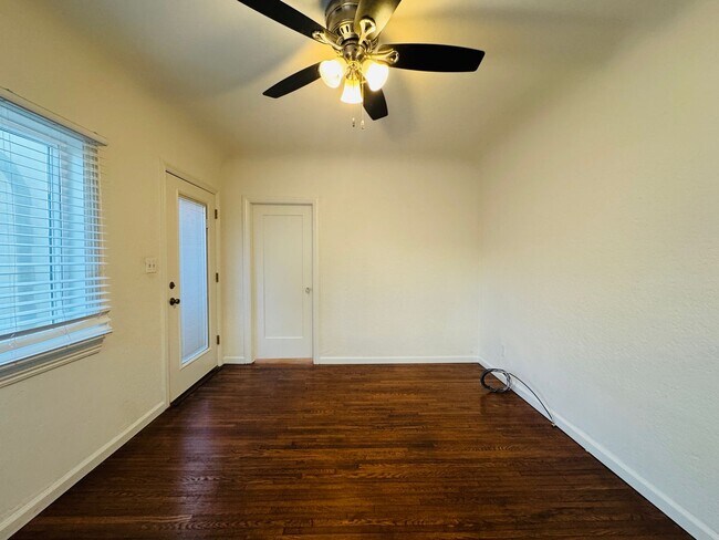 Building Photo - AVAILABLE NOW! CHARMING 1BD/1BA NORTH PARK BUNGALOW! $2,195/MO!