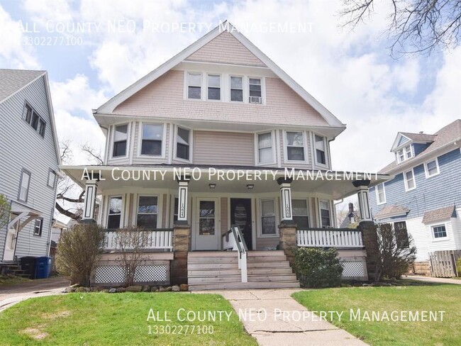 Primary Photo - Charming 4-Bedroom Home in Lakewood, Ohio!