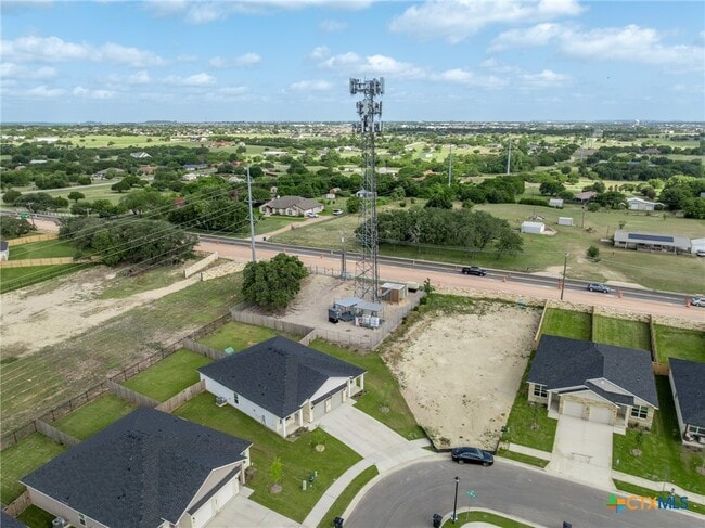 Building Photo - 8901 Prickly Ash Dr