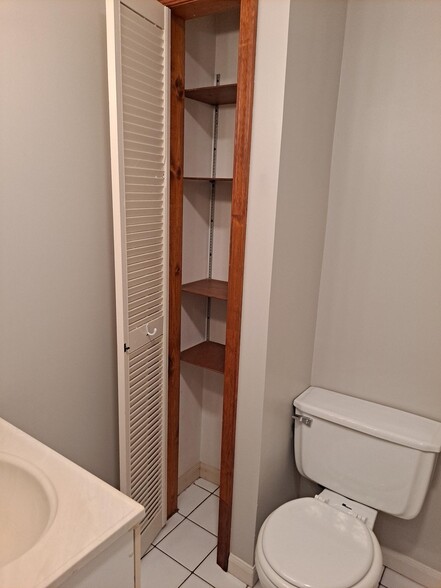 2nd floor Bath pantry - 837 W Liberty St
