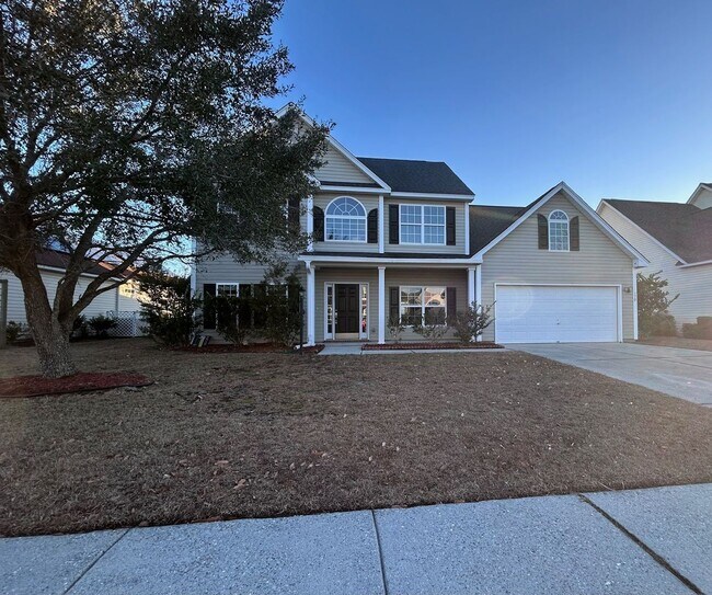 Building Photo - Stunning 4BR Home with amazing pond views!