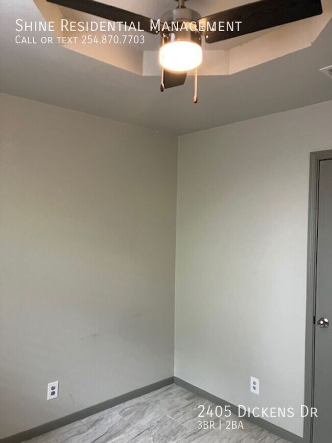 Building Photo - 2405 Dickens Dr