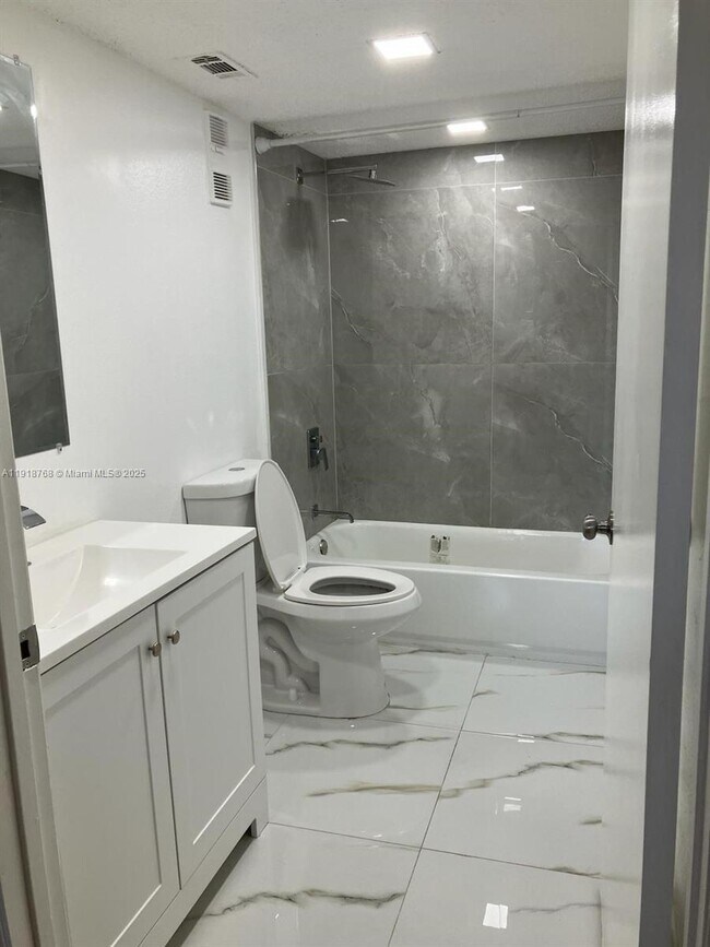 Building Photo - 4025 W McNab Rd