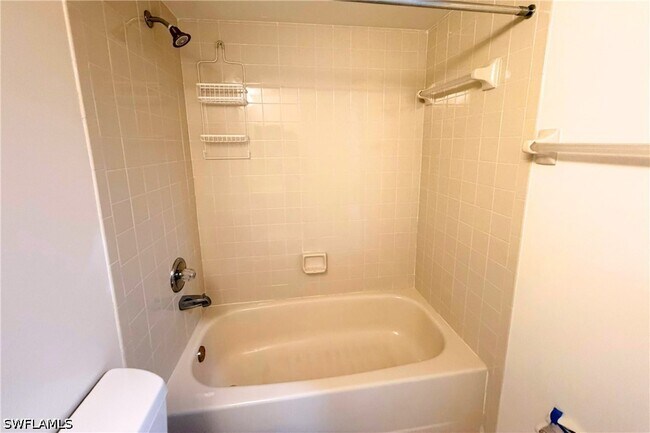 Building Photo - 7360 St Ives Way