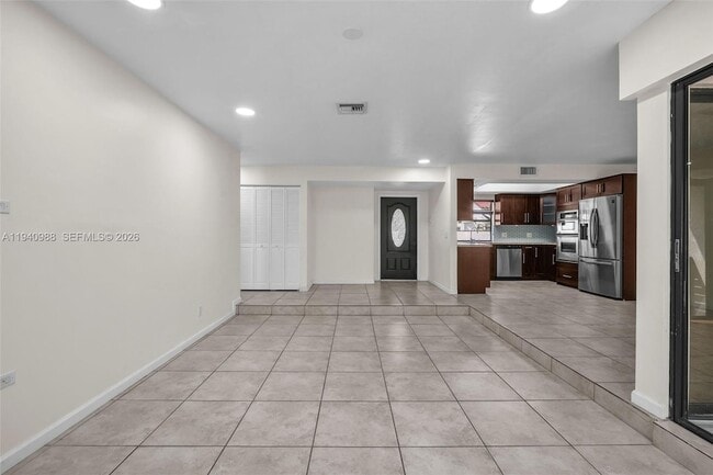 Building Photo - 11125 SW 134th Ct