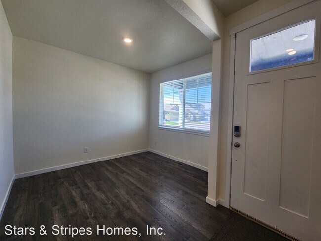 Building Photo - 4 br, 3 bath House - 45802 Red Tail Drive