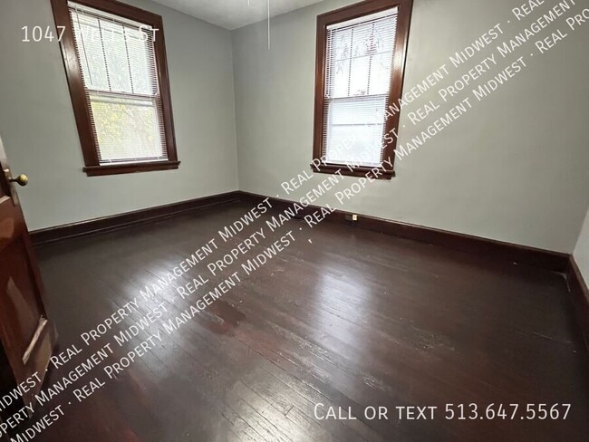 Building Photo - 1047 Wells St