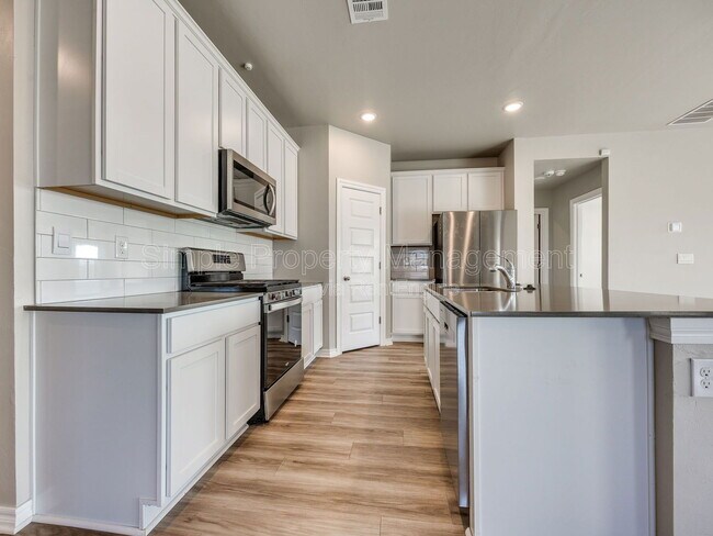 Building Photo - 7532 NW 143rd St