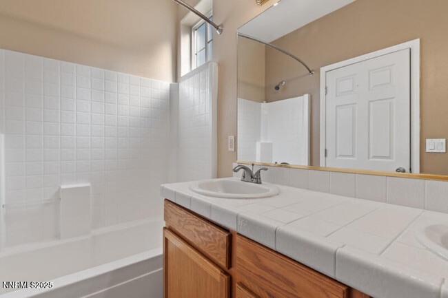 Building Photo - 3550 Mashie Dr