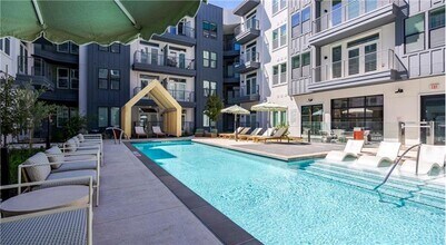 Building Photo - 5902 Westminster Dr