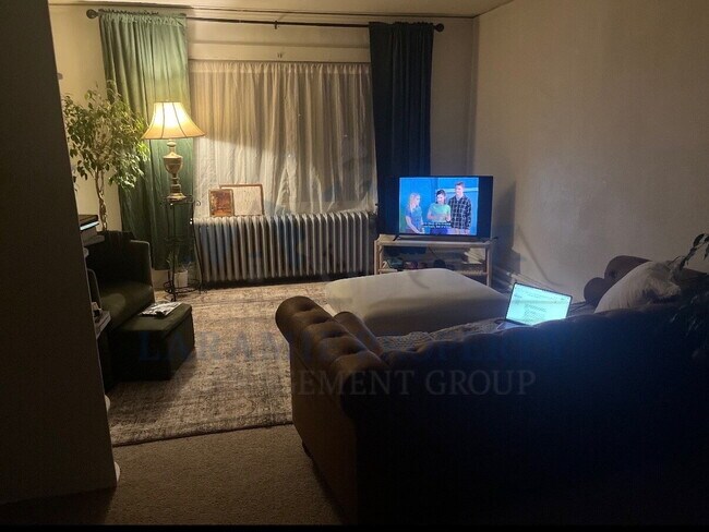 Building Photo - 1 Bedroom 1 Bathroom Apartment