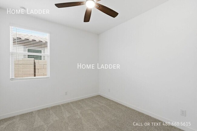 Building Photo - 4064 E Catclaw St