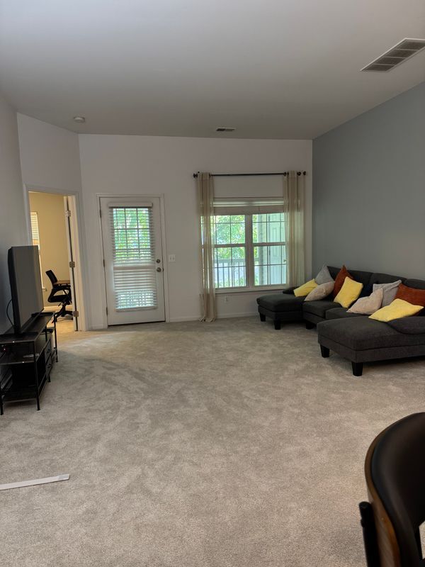 Building Photo - 2768 S Knightsbridge Cir