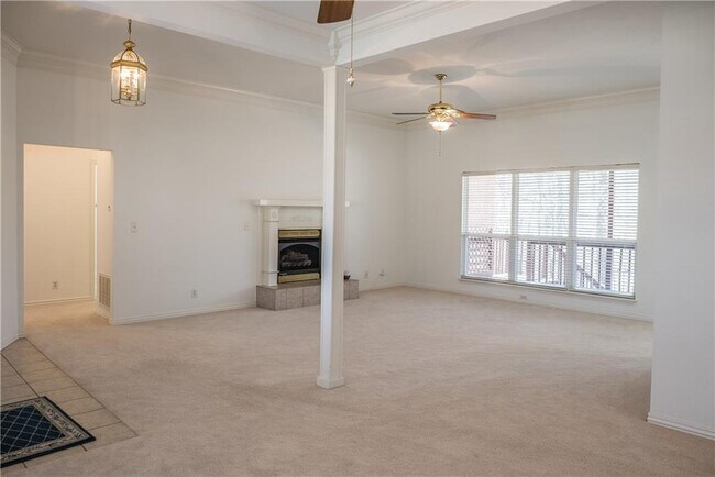 Building Photo - 8 Morganshire Dr