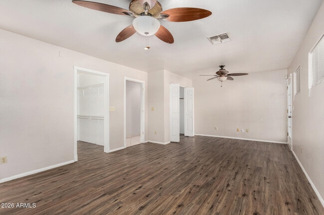 Building Photo - 8812 W Pinnacle Peak Rd