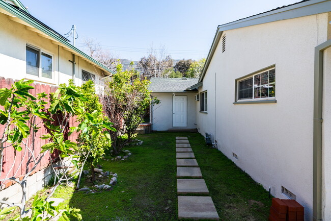 Building Photo - Peaceful & Renovated La Crescenta Home – N...