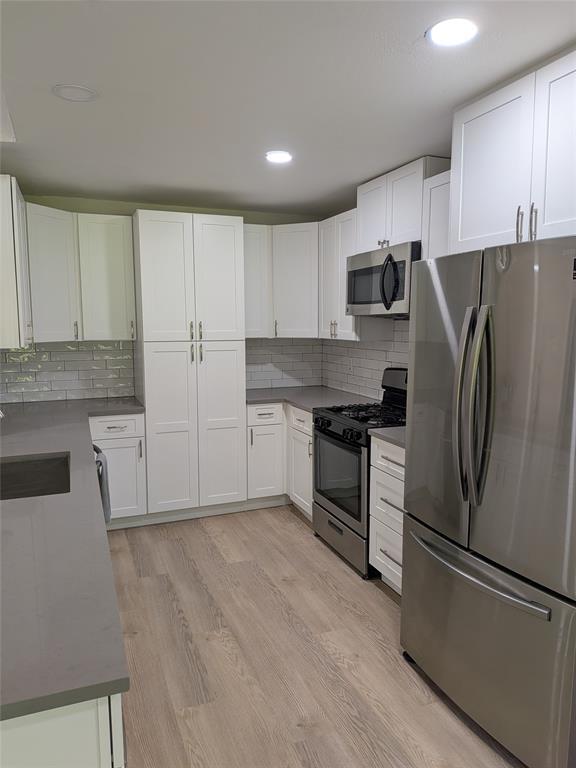 Building Photo - 9705 Marlborough Dr