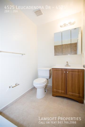 Building Photo - 4525 Leucadendra Dr