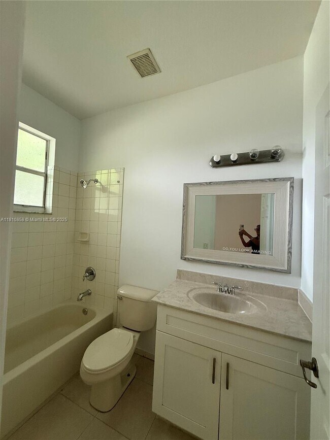 Building Photo - 14025 SW 49th St