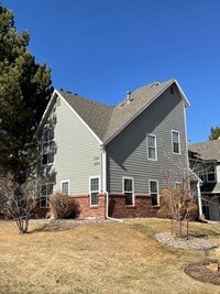 Building Photo - Beautiful Remodeled Condo near Palmer Park