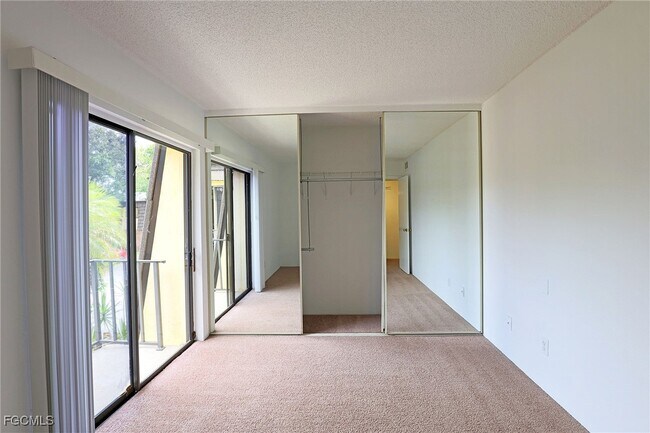 Building Photo - 12351 Woodrose Ct
