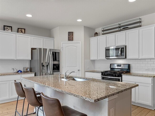 Building Photo - 4104 Porter Farm Rd