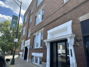 Building Photo - 1546 N Homan Ave.