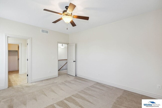 Building Photo - 11602-11604 Summerfield