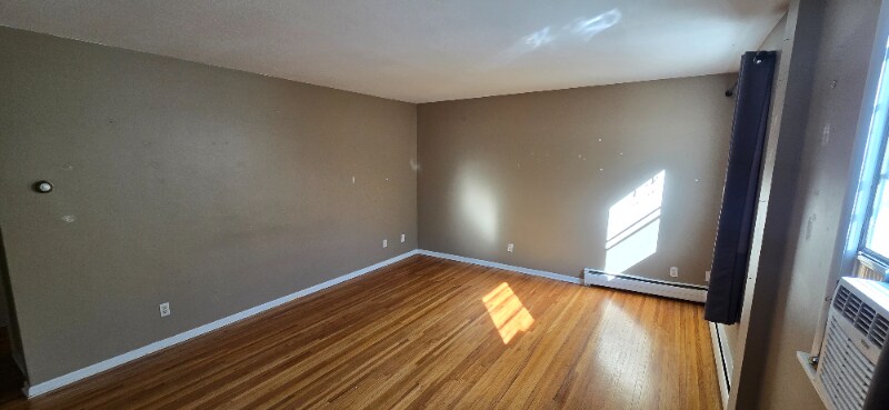 Building Photo - 317 2nd St