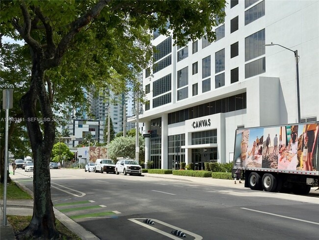 Building Photo - 1600 NE 1st Ave