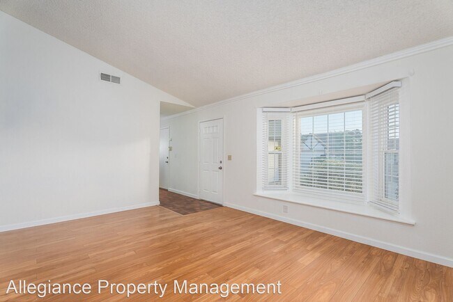 Building Photo - 3 br, 2 bath House - 8190 Gandy Dancer Way